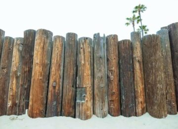 fa kerítés felújítása