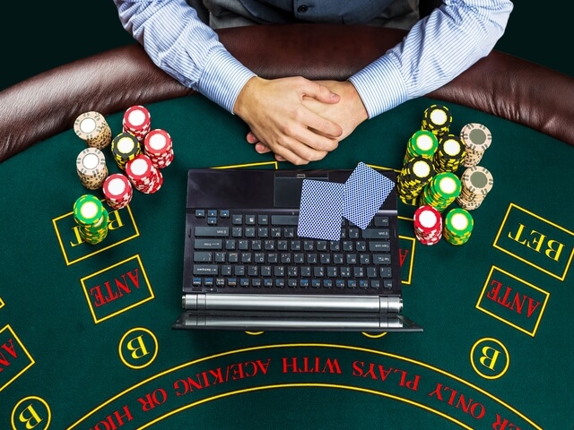 ingyen online pókerezni